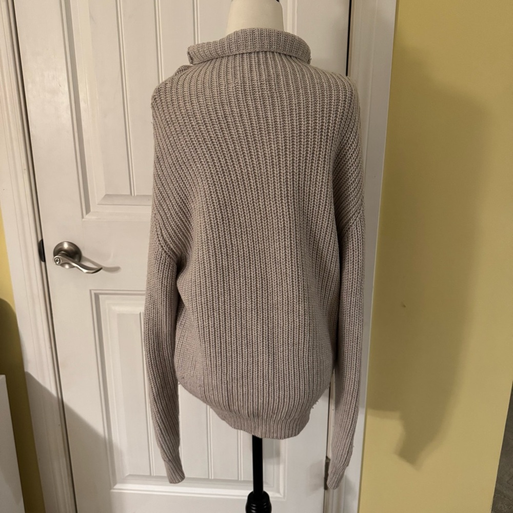 ❤️SOLD❤️Wilfred Montpellier Sweater - Picture 5 of 7